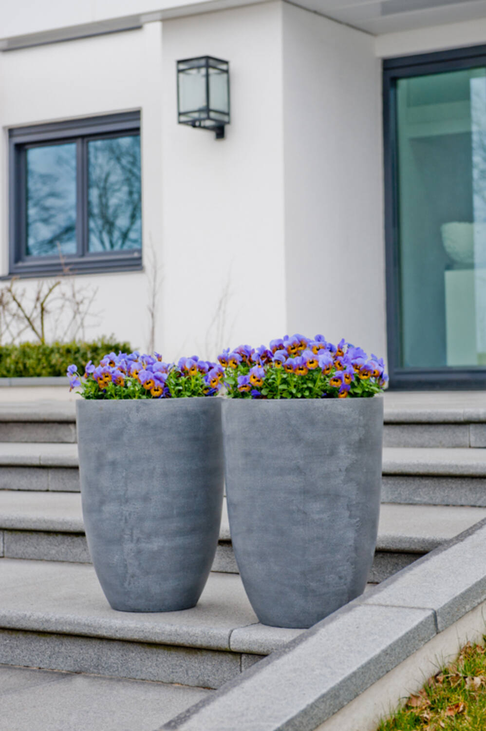 
High-quality indoor/outdoor planter "Natural Ben" - Grey / Ø 40 x 55 cm