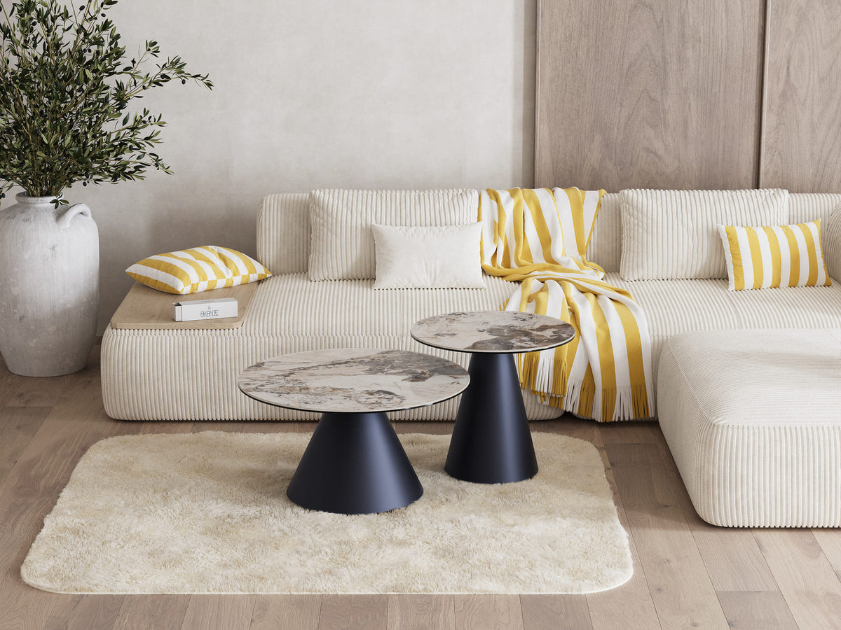 
Tavolino laterale di design «Faro» Ø 55 cm - Piano del tavolo: Calcatta lucido / Piedi: Nero