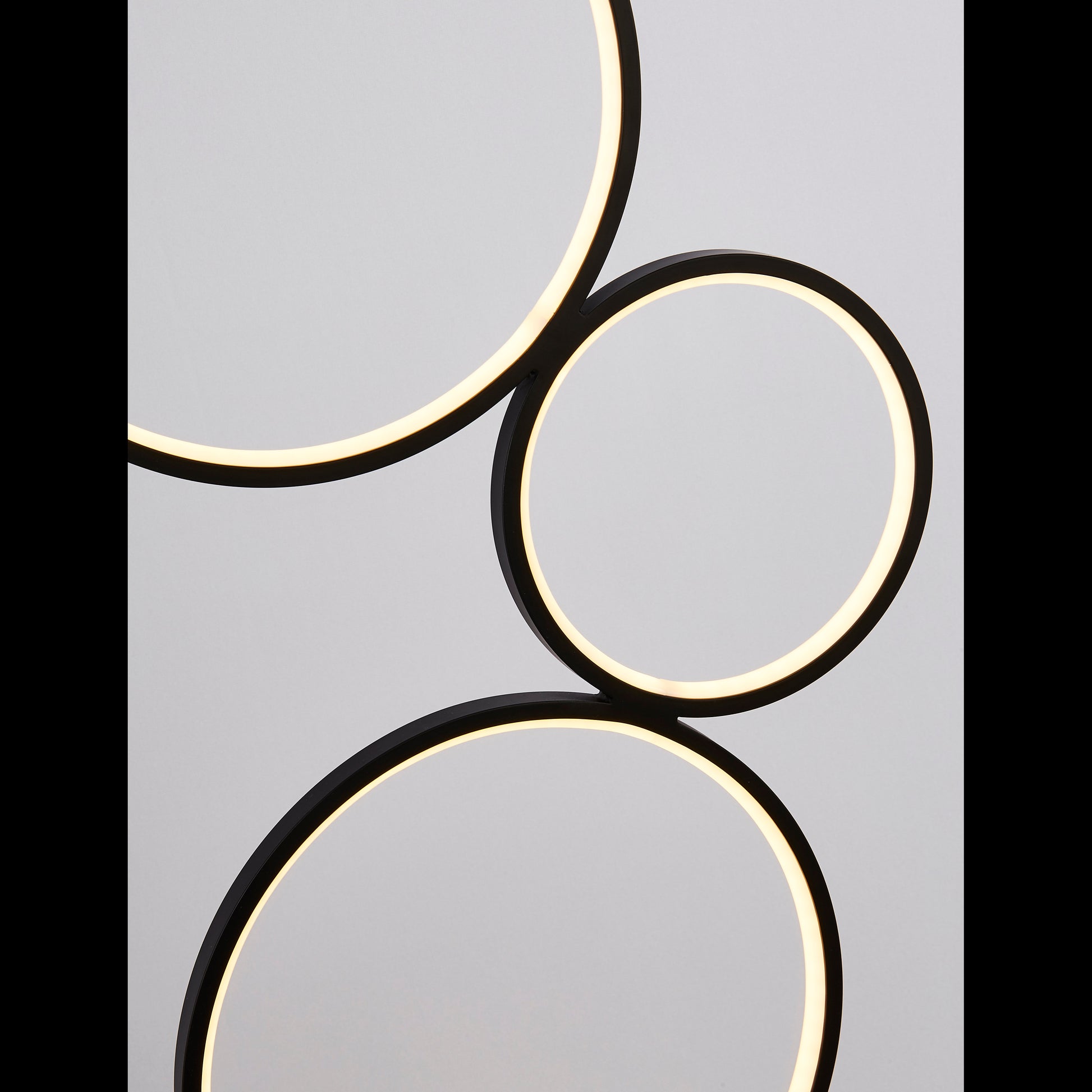 IMAGE for product variant SKU EU25771-5BK