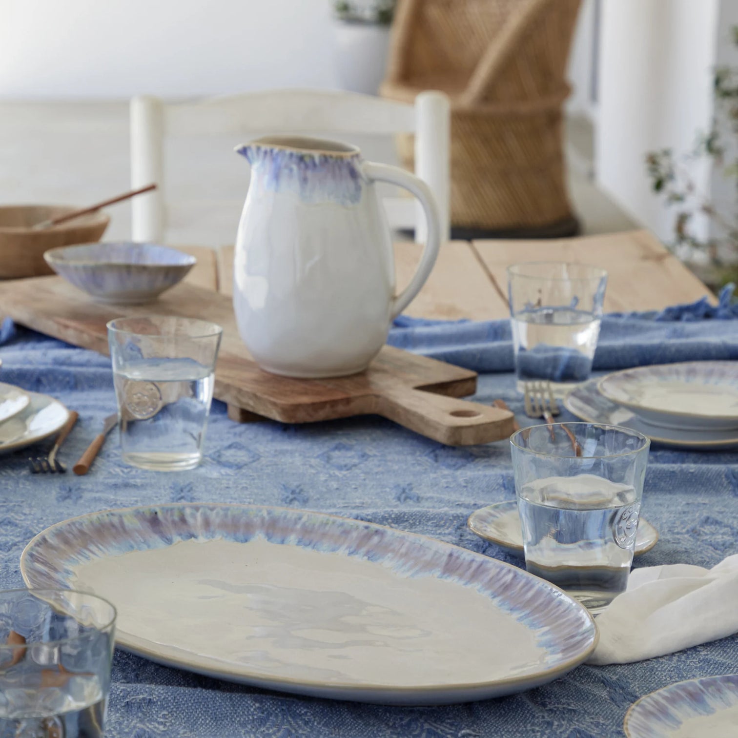 
Large, oval serving platter "Brisa", handmade - Blue