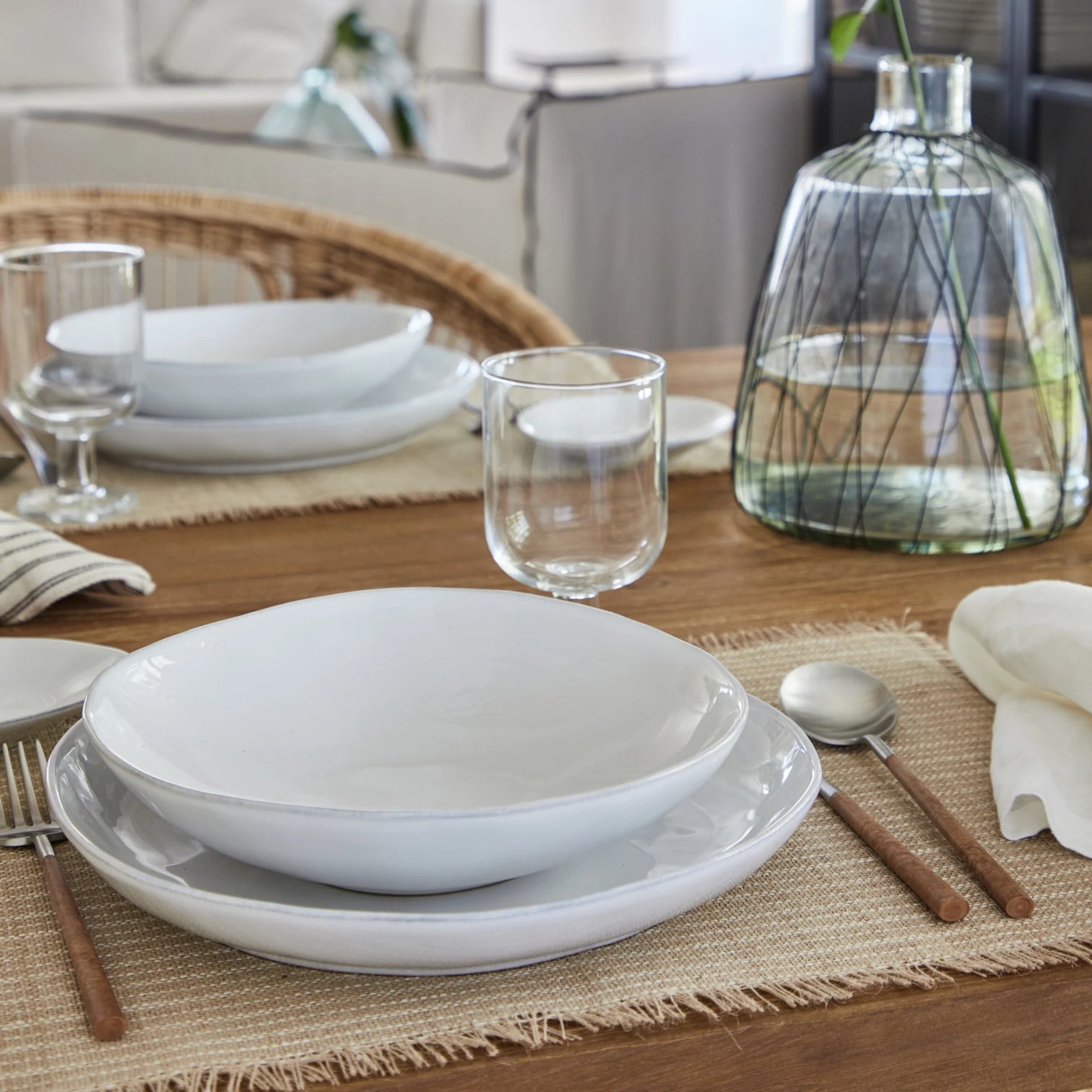 
Assiettes creuses et à pâtes artisanales « Livia » - Blanc brillant