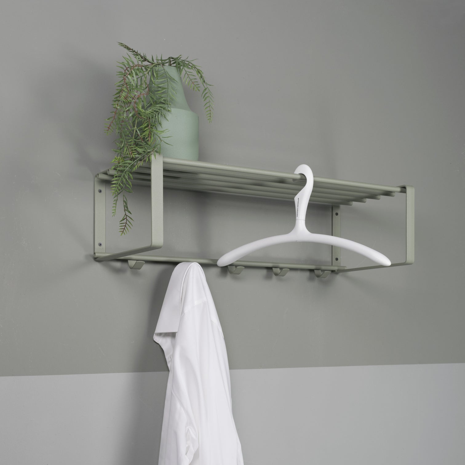 
Porte-manteau mural design « Rex 2 » - Vert Poussiéreux