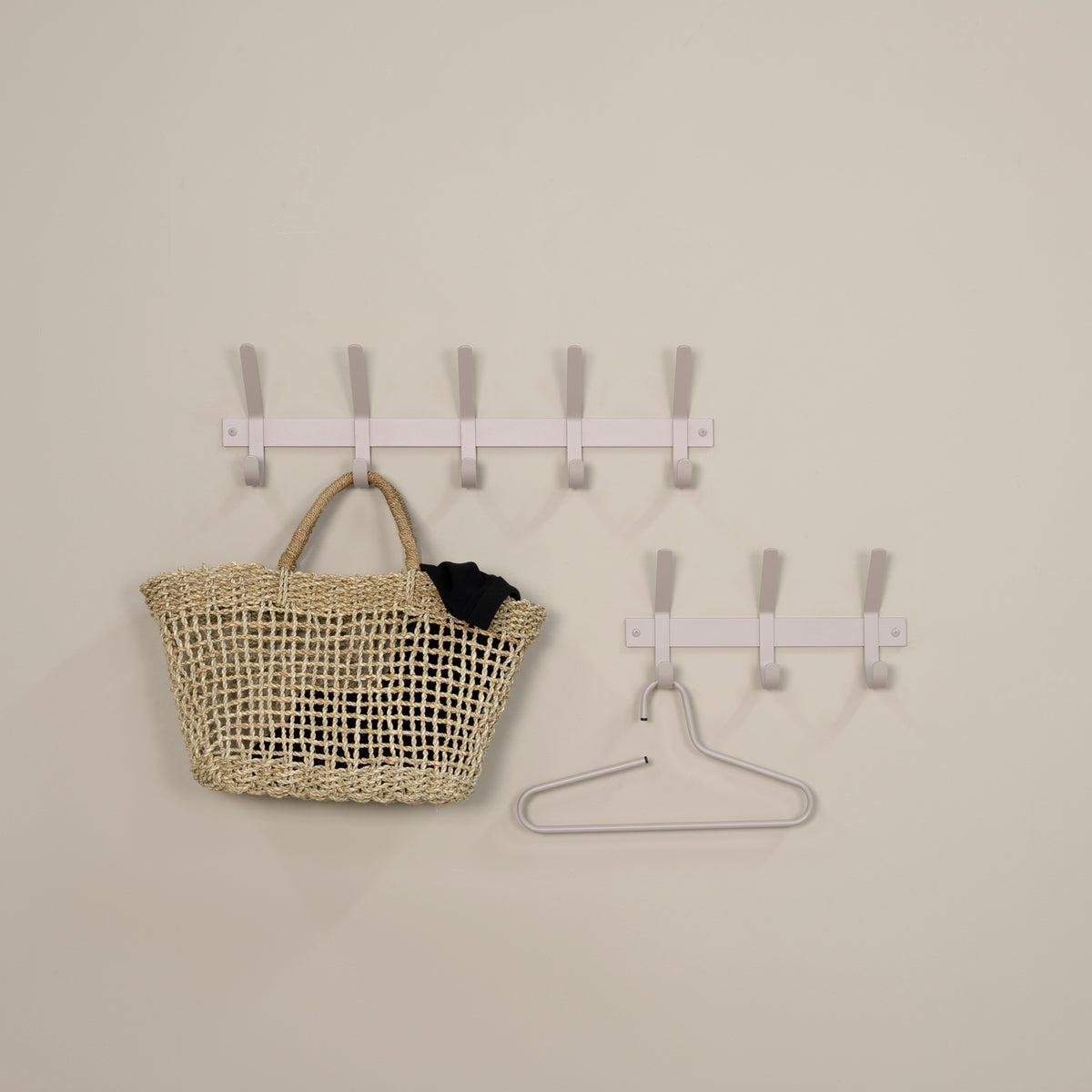
Design Garderobenleiste „Dexter 5“ - Silky Taupe