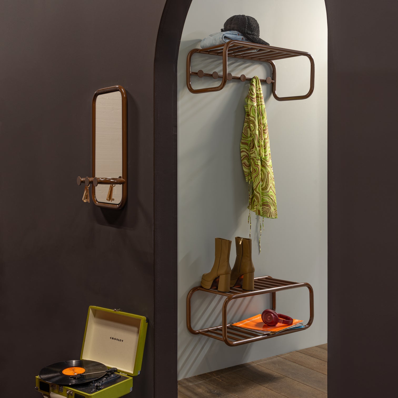 
"Retro" Design Wall Wardrobe - Chocolate
