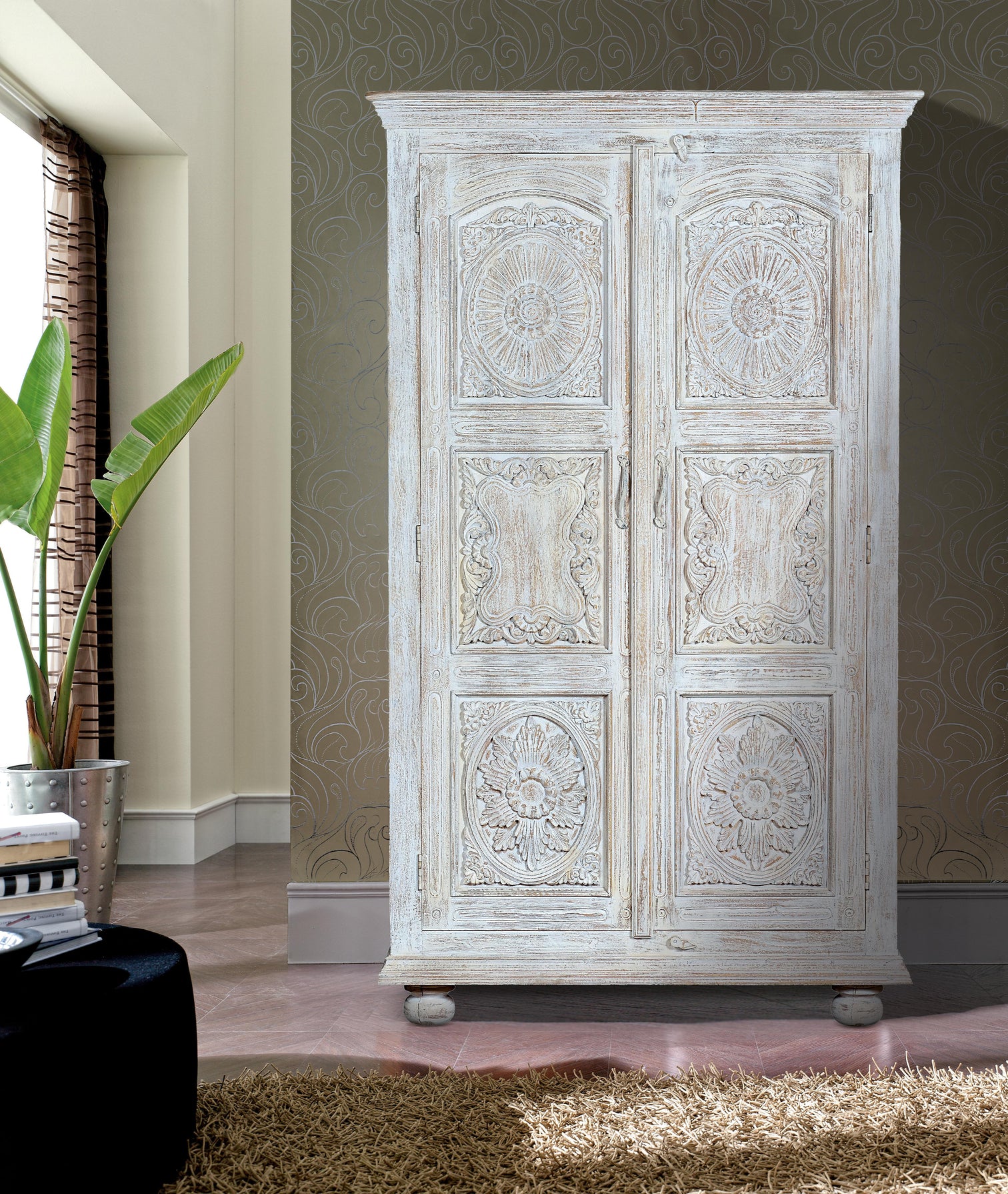 
Handgefertigter Schrank „Cottage“