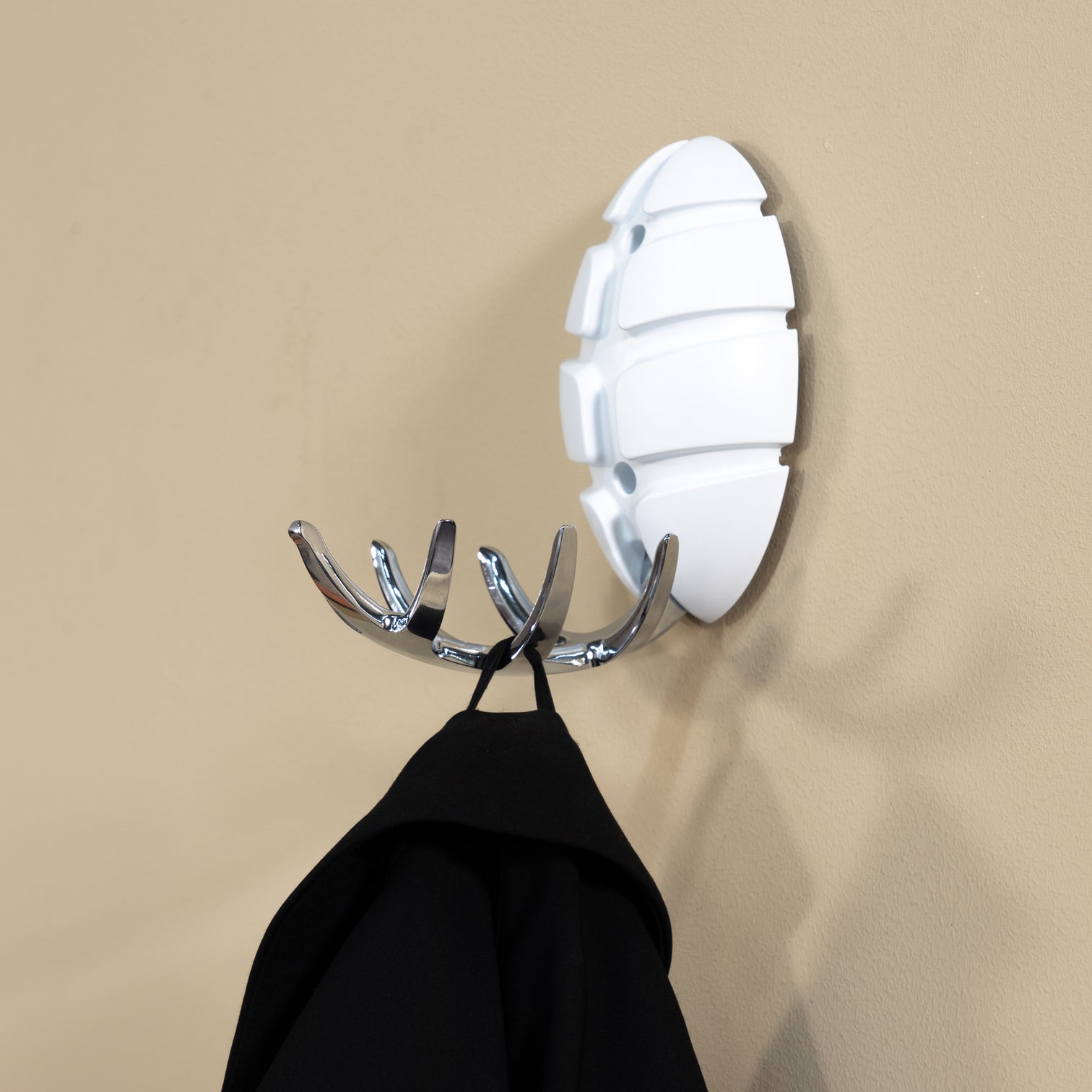 
Patère design « Bug 7 » - Blanc/Argent