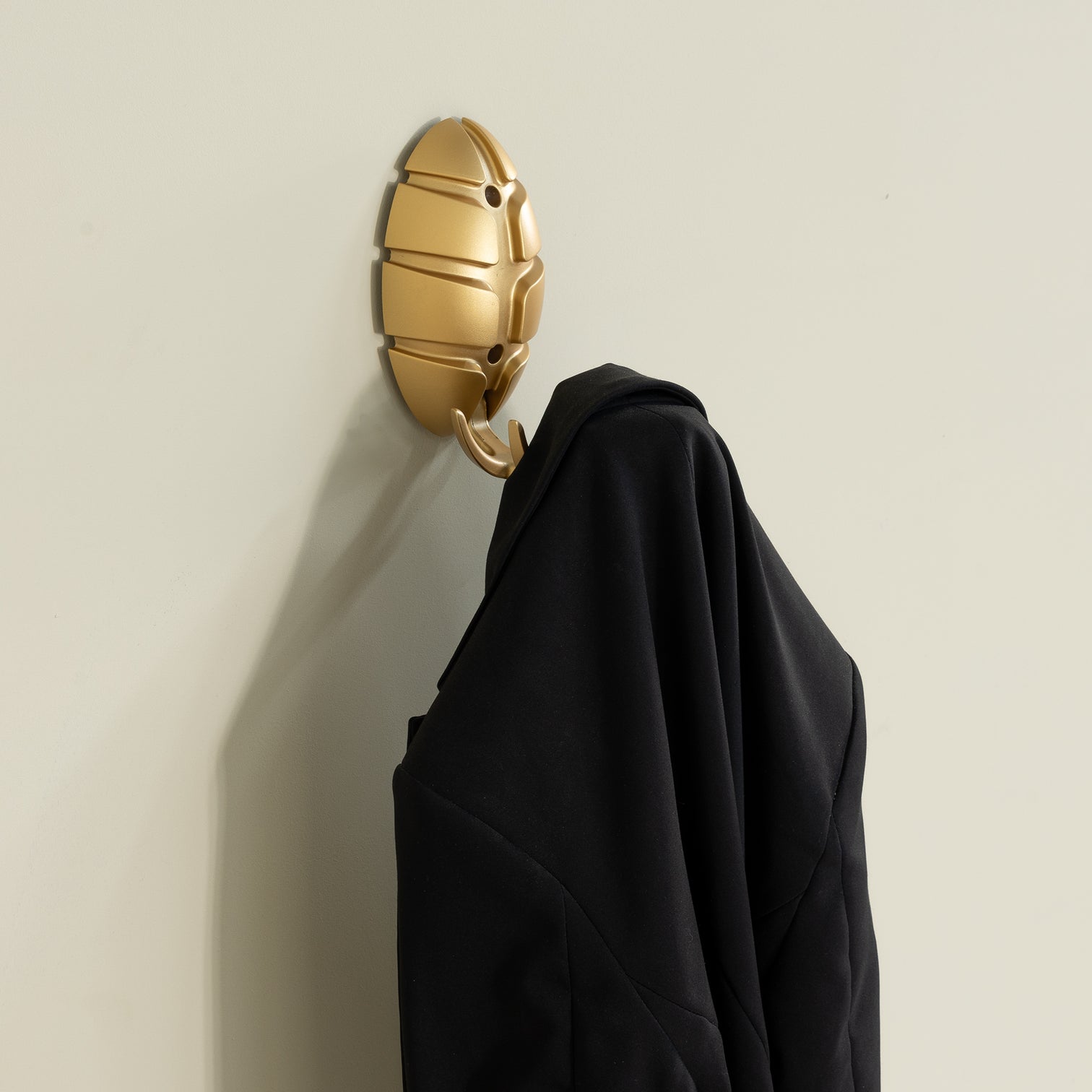 
Patère design « Bug 7 » - Or
