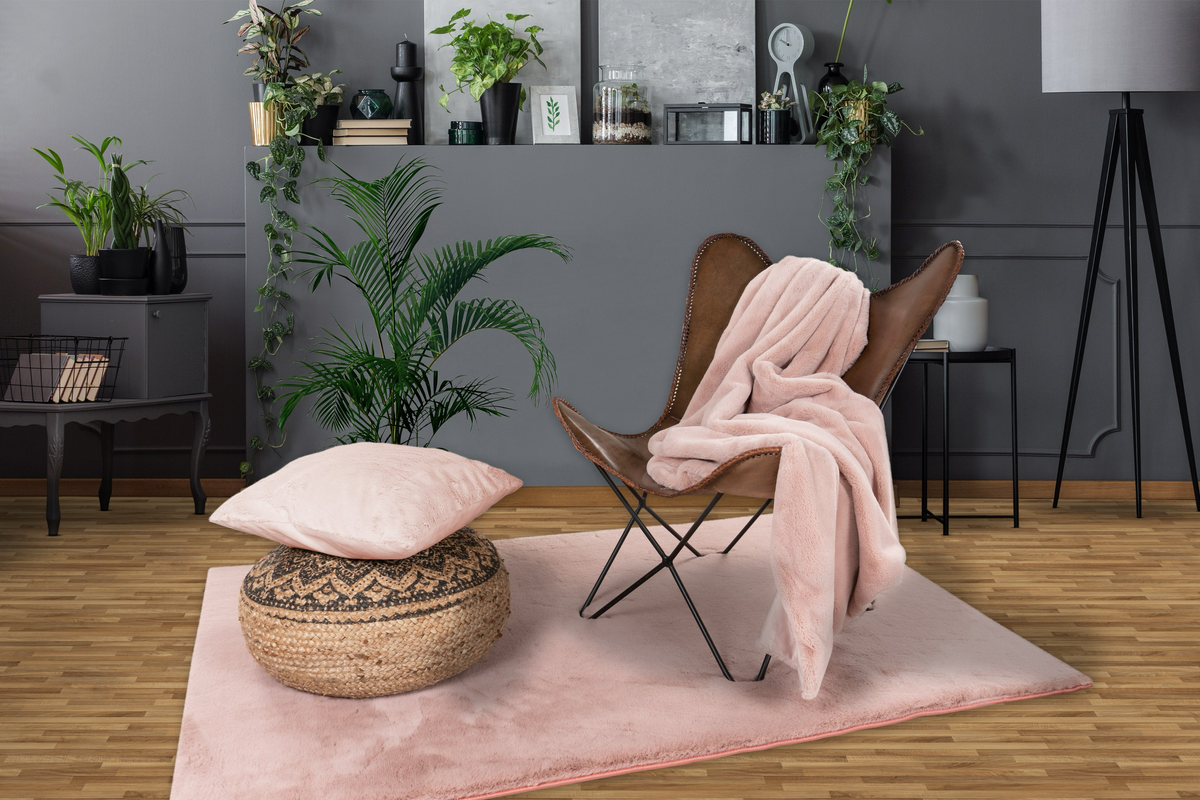 
Hochwertige Kuscheldecke „Heaven“ 150 x 200 cm, Powder Pink
