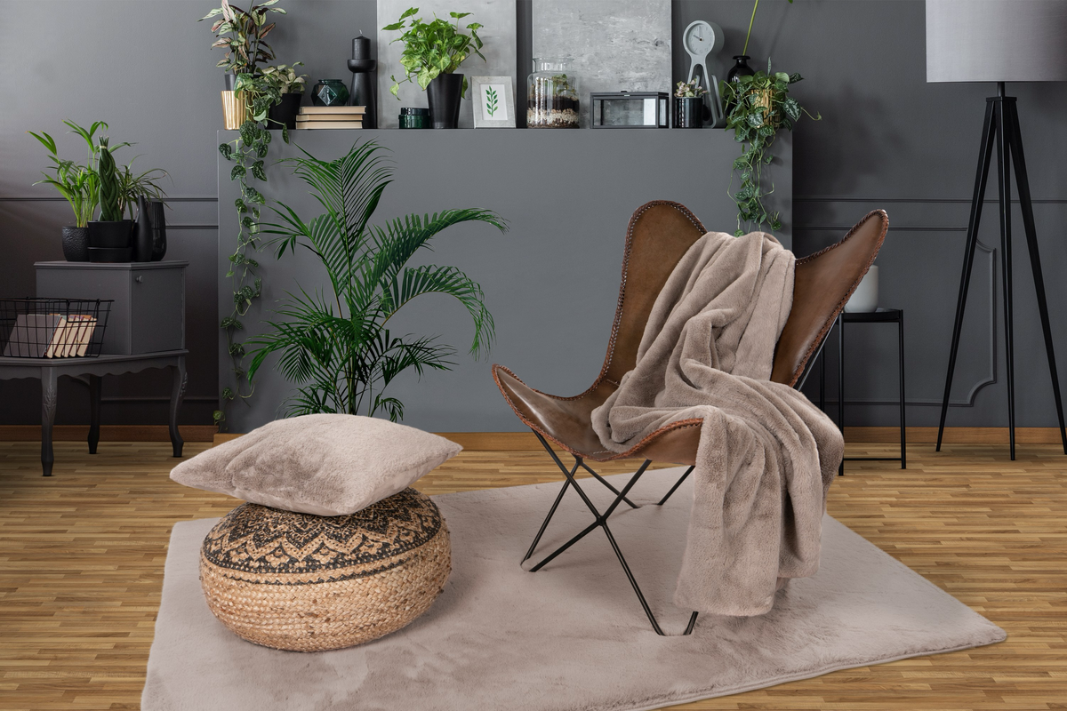 
Hochwertige Kuscheldecke „Heaven“ 150 x 200 cm, Taupe