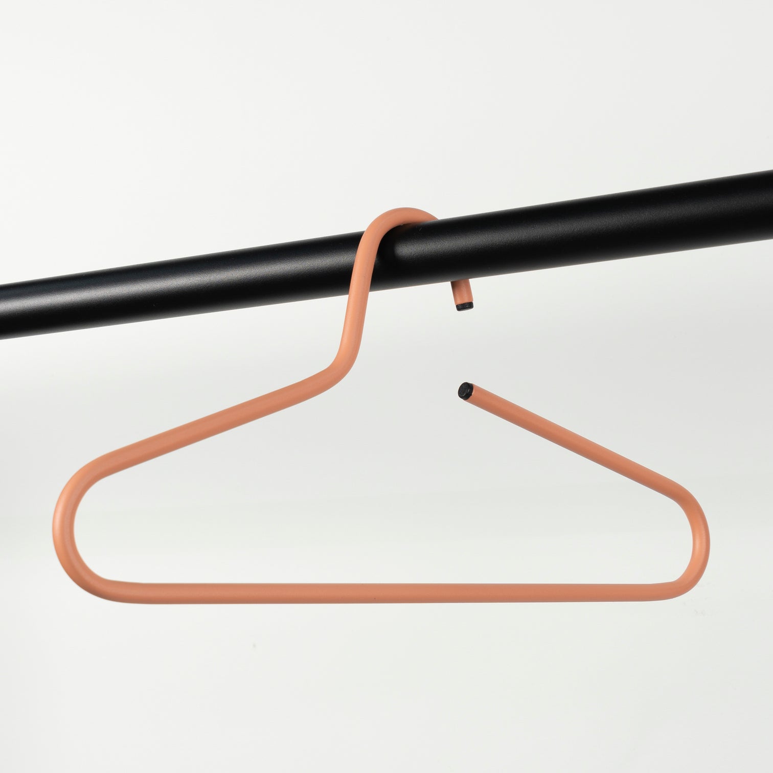 
Design Metall-Kleiderbügel „Victorie“, 5er-Set - Clay Terra