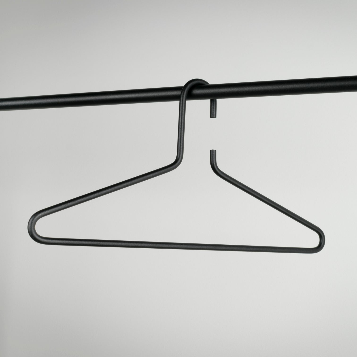 
Design Metall-Kleiderbügel „Senza“, 3er-Set - Schwarz