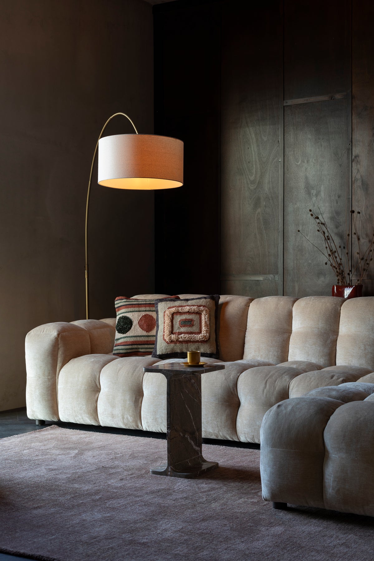 
Divano di design a 4,5 posti «Hackman» - Rivestimento in velluto Beige