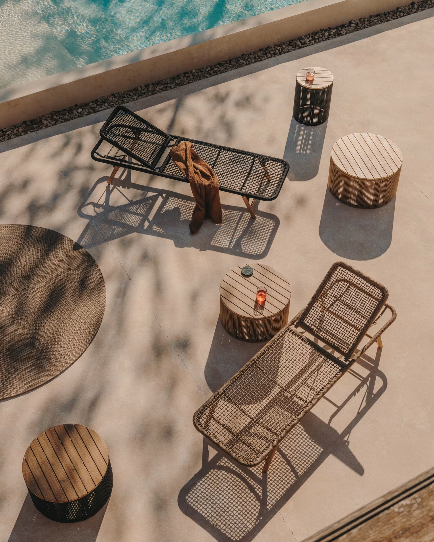 
Outdoor Design Coffee Table "Dandaro", various sizes - Beige / Ø 70 cm