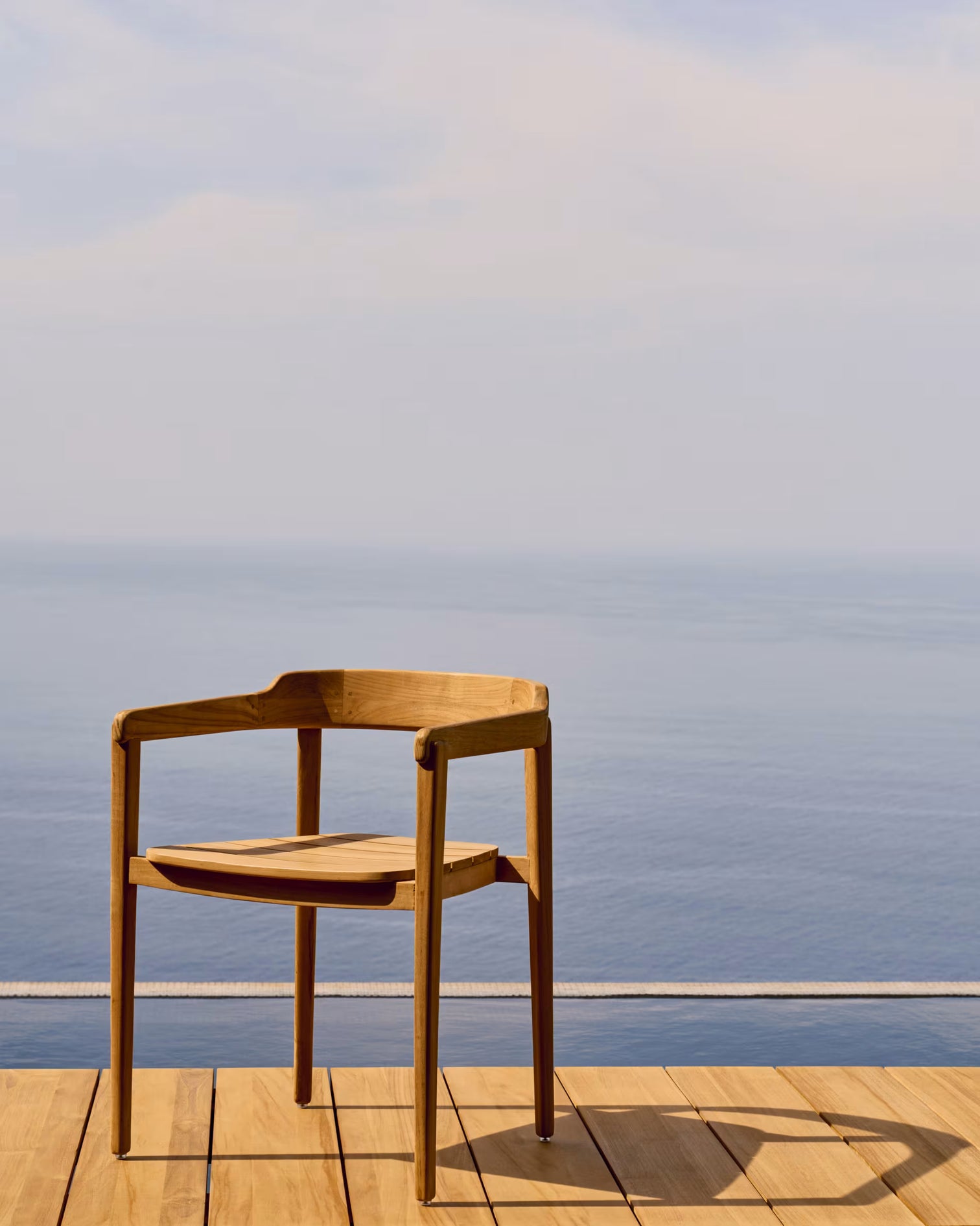 
Premium Indoor/Outdoor Armchair "Icara" - Teak wood