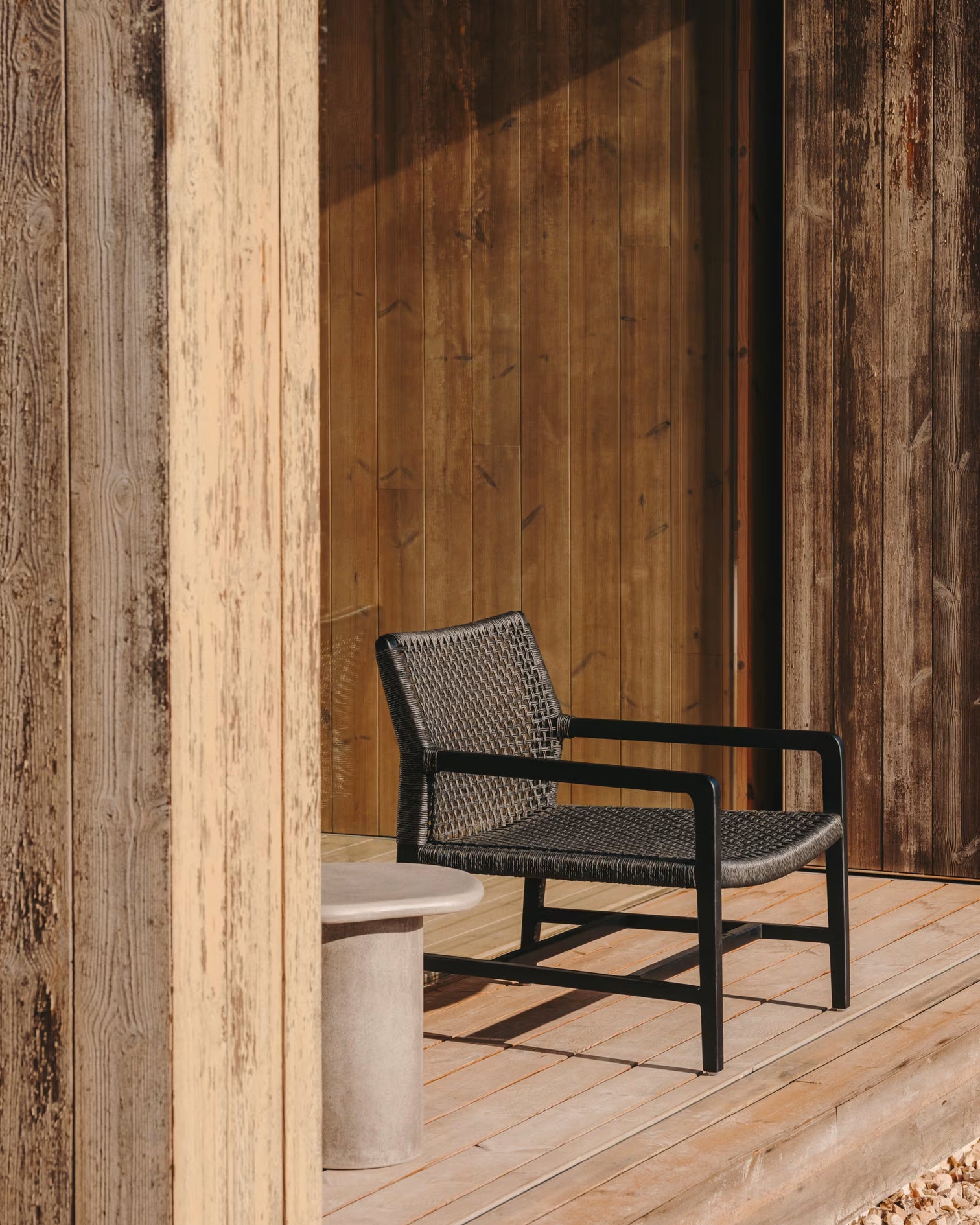 
Premium Indoor/Outdoor Lounge Chair "Saballo" Made of Solid Teak Wood - Black