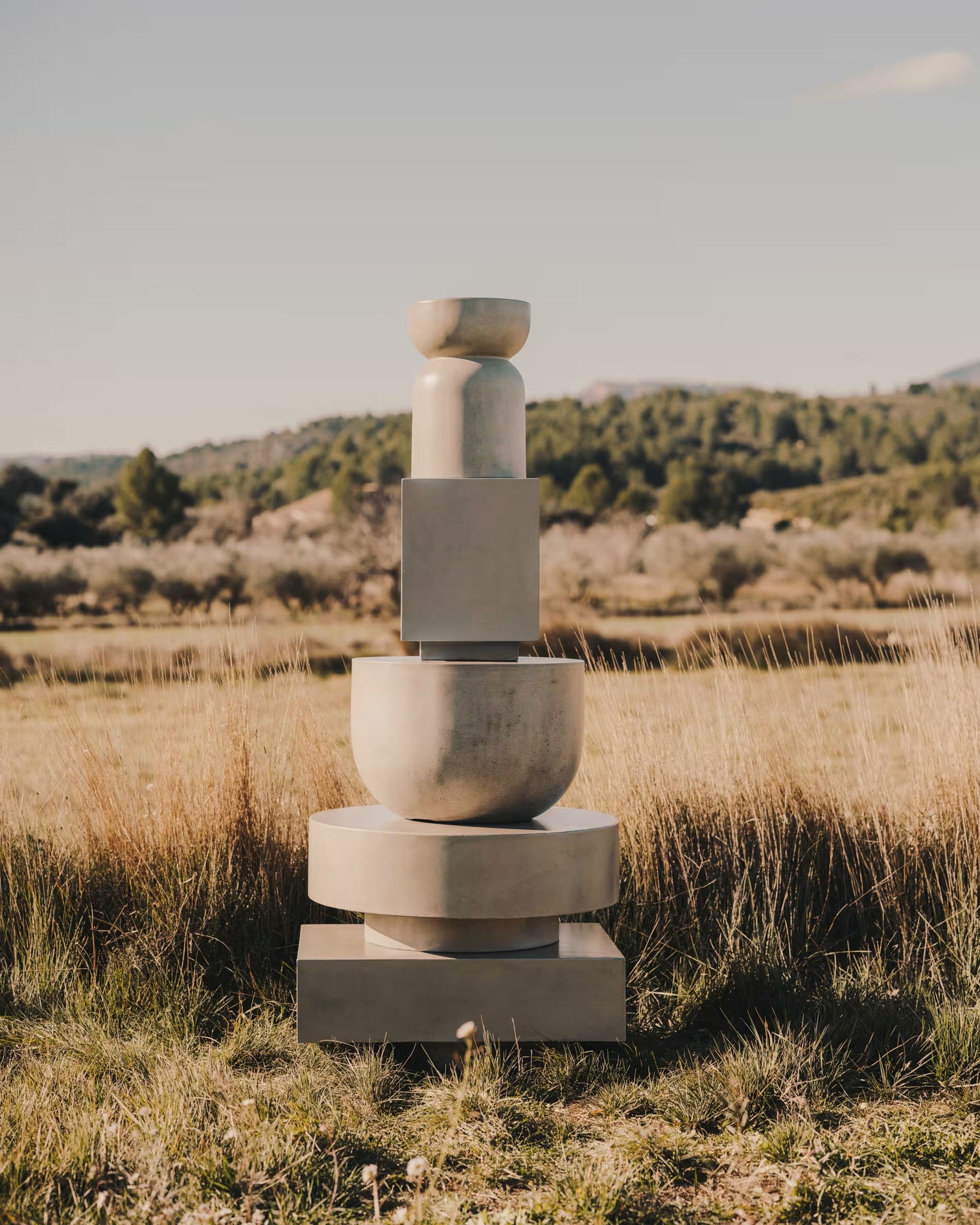 
Round, high-quality outdoor side table "Garbeto" - Grey