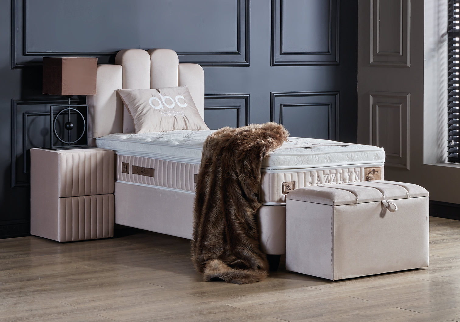 
Premium Single Box Spring Bed "Jazzlyn" incl. Mattress & Topper - Without accessories / Mattress size: 90 x 200 cm