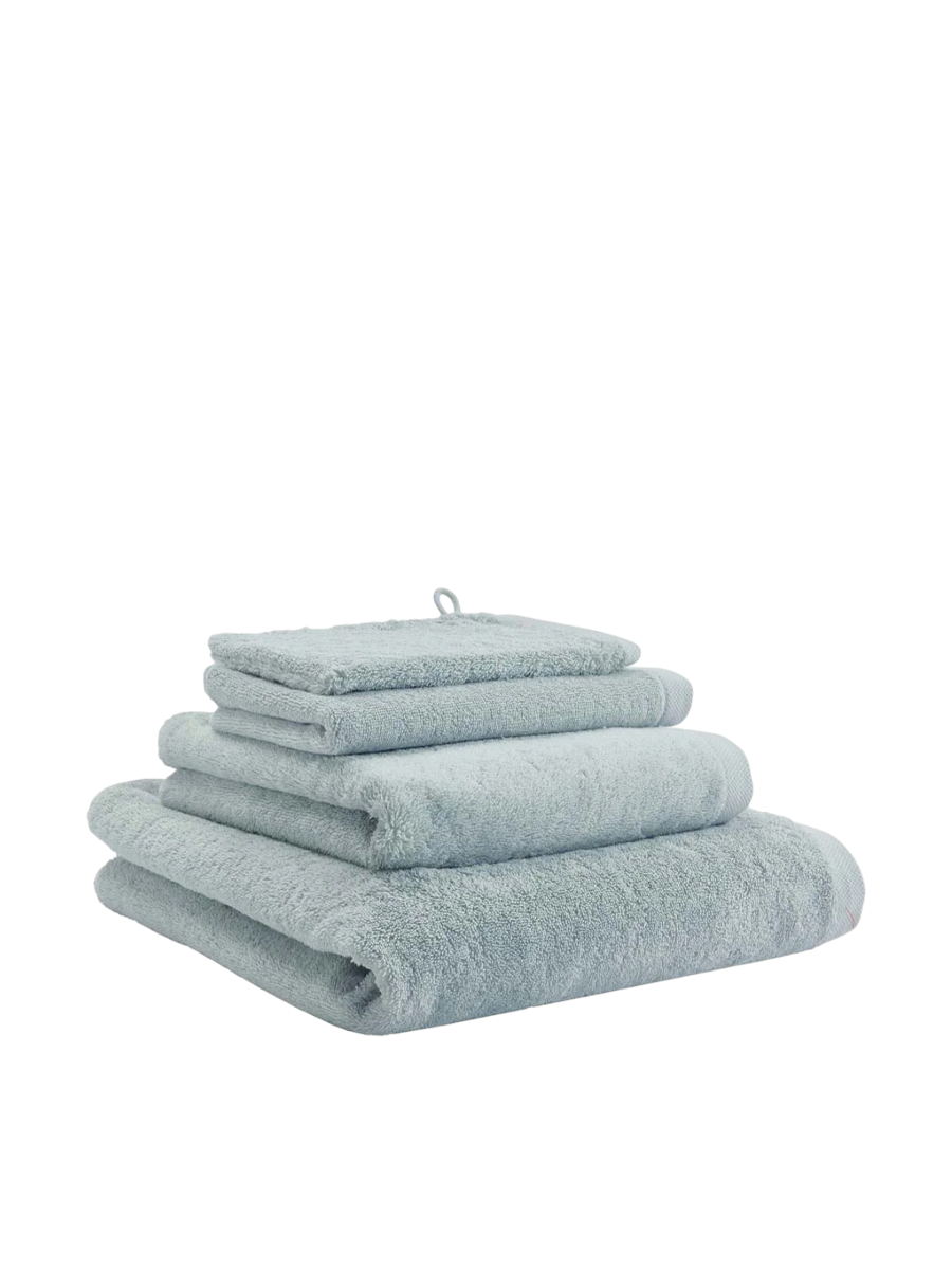 
Serviette Jacquard tissée « London » en différentes tailles - Bleu glacier - 55 x 110 cm