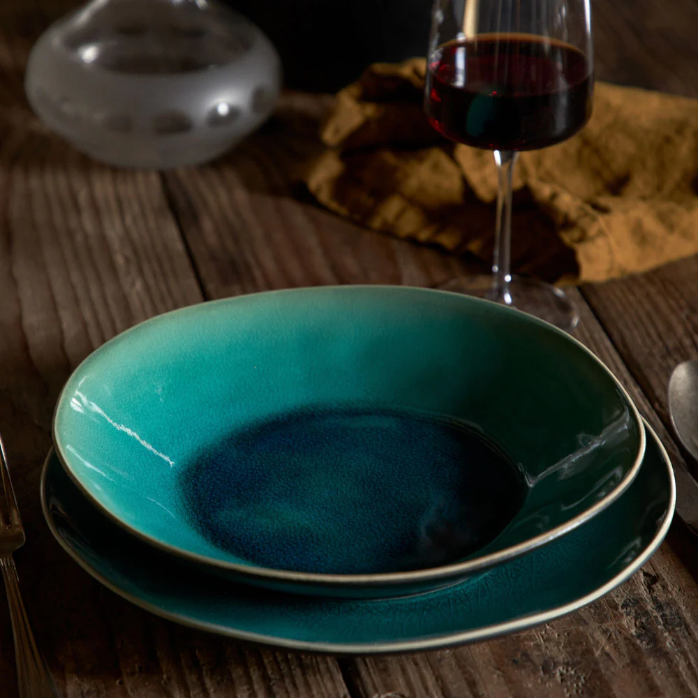 
Assiette creuse et à pâtes « Riviera » fabriquée à la main - Azur