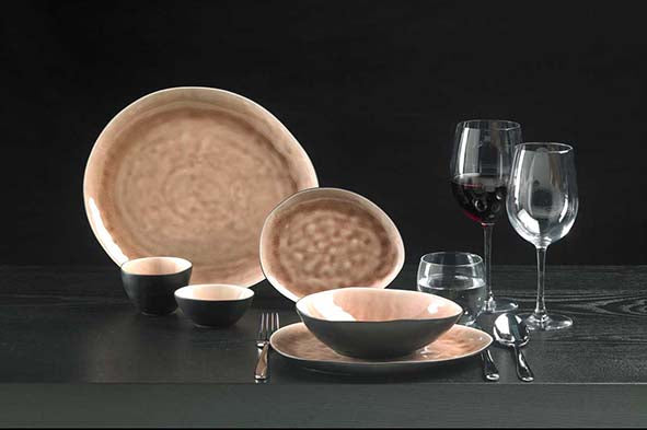 
Service de table « Laguna Old Rose Ovale », 24 pièces