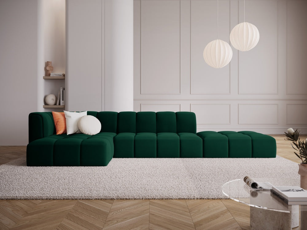 
5-Sitzer Design Ecksofa "Adams" mit Ottomane - Samt Flaschengrün / Ottomane rechts