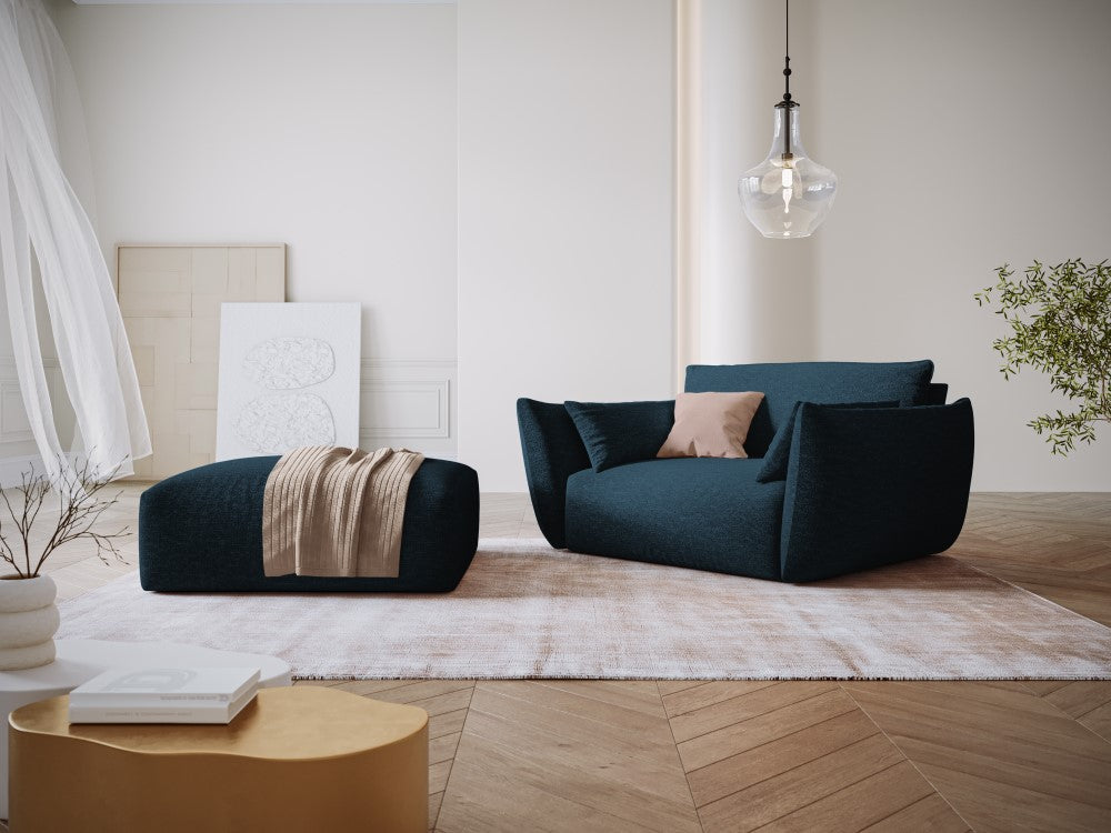 
Pouf design "Clau" - Chenille bleu roi