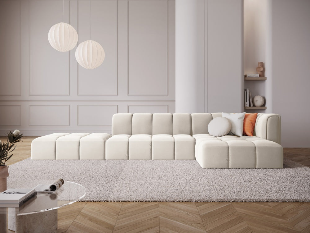 
5-Sitzer Design Ecksofa "Adams" mit Ottomane - Samt Light Beige / Ottomane links