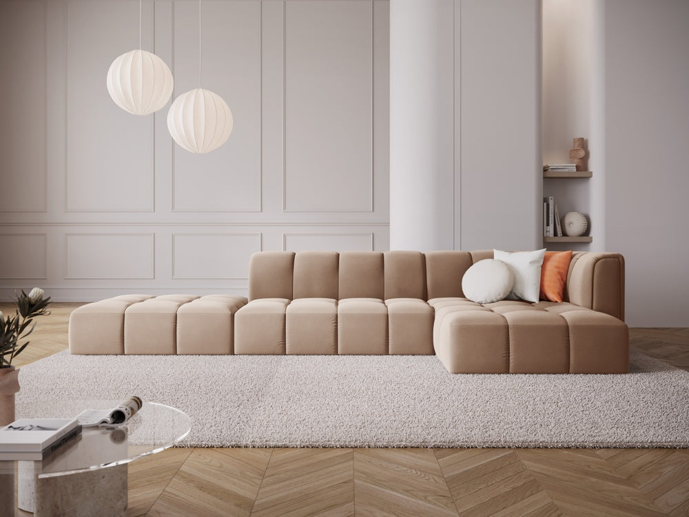 
5-Sitzer Design Ecksofa "Adams" mit Ottomane - Samt  Beige / Ottomane links
