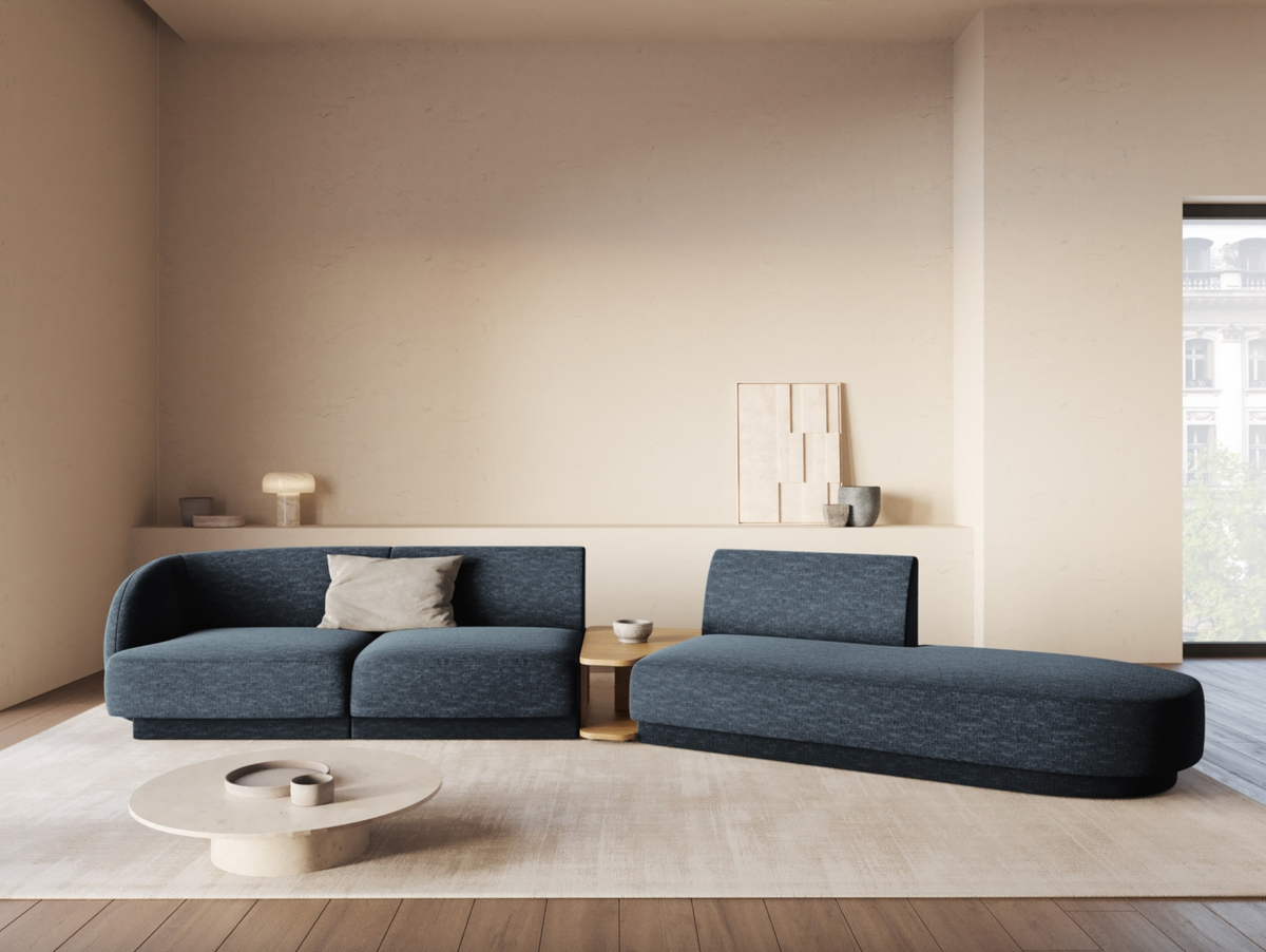 
Modulares Design Sofa „Miley“ mit Beistelltisch (4-Sitzer) - Chenille Dunkelblau / Ottomane links