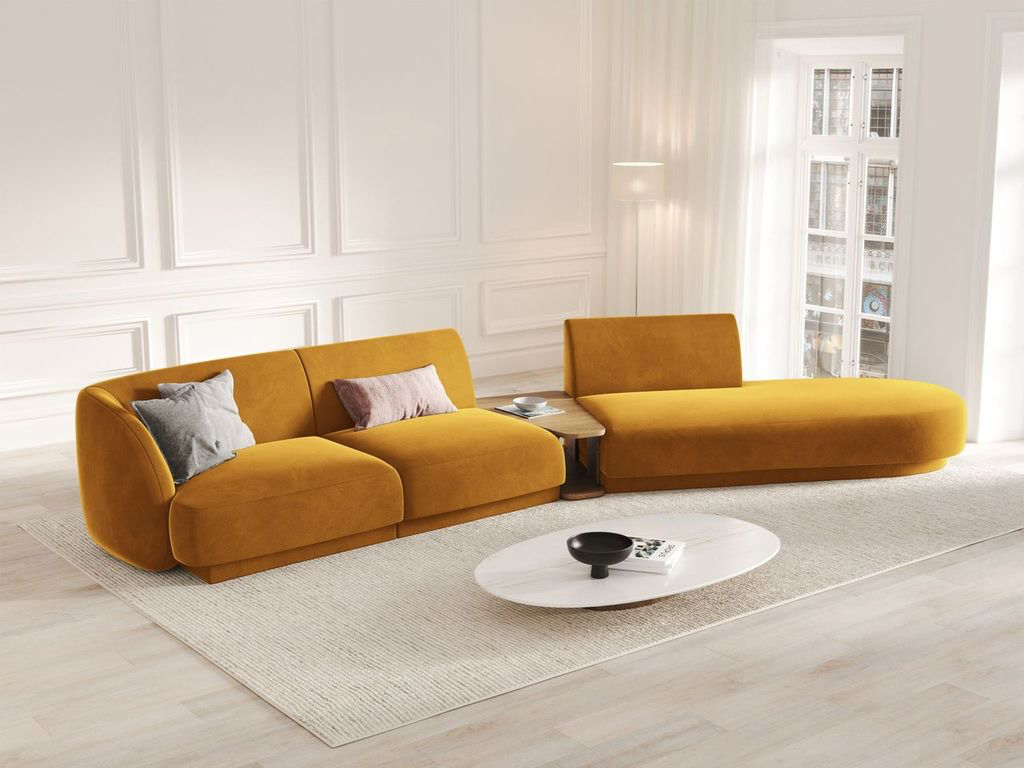 
Modulares Design Sofa „Miley“ mit Beistelltisch (4-Sitzer) - Samt Senfgelb / Ottomane rechts