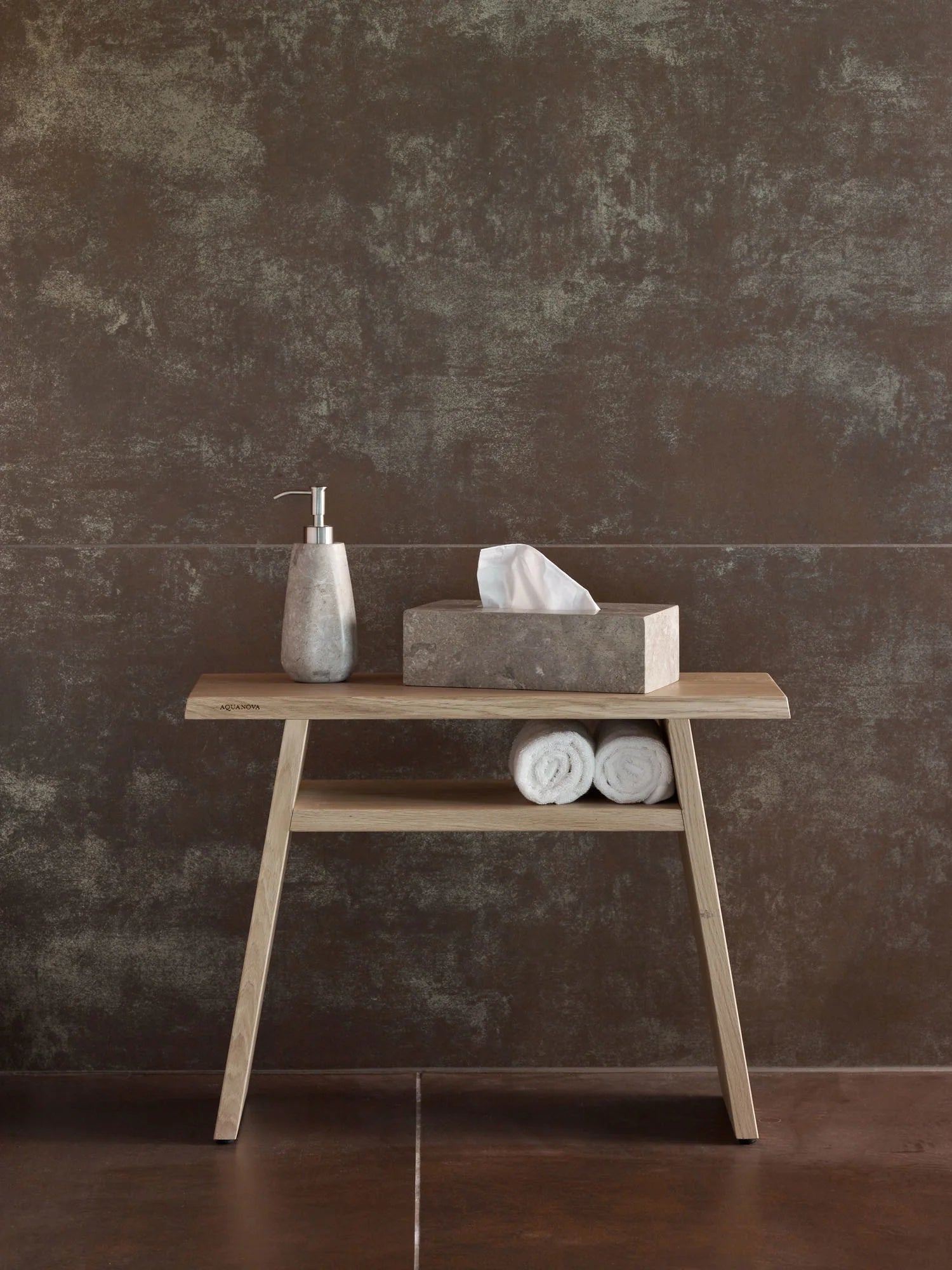 
Handcrafted Premium Shower Stool "Mink" made of solid oak wood - Natural