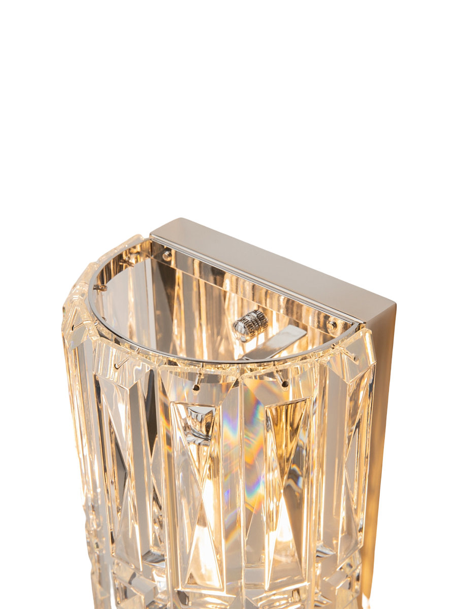 
Short Design Wall Light "Facet" - Silver