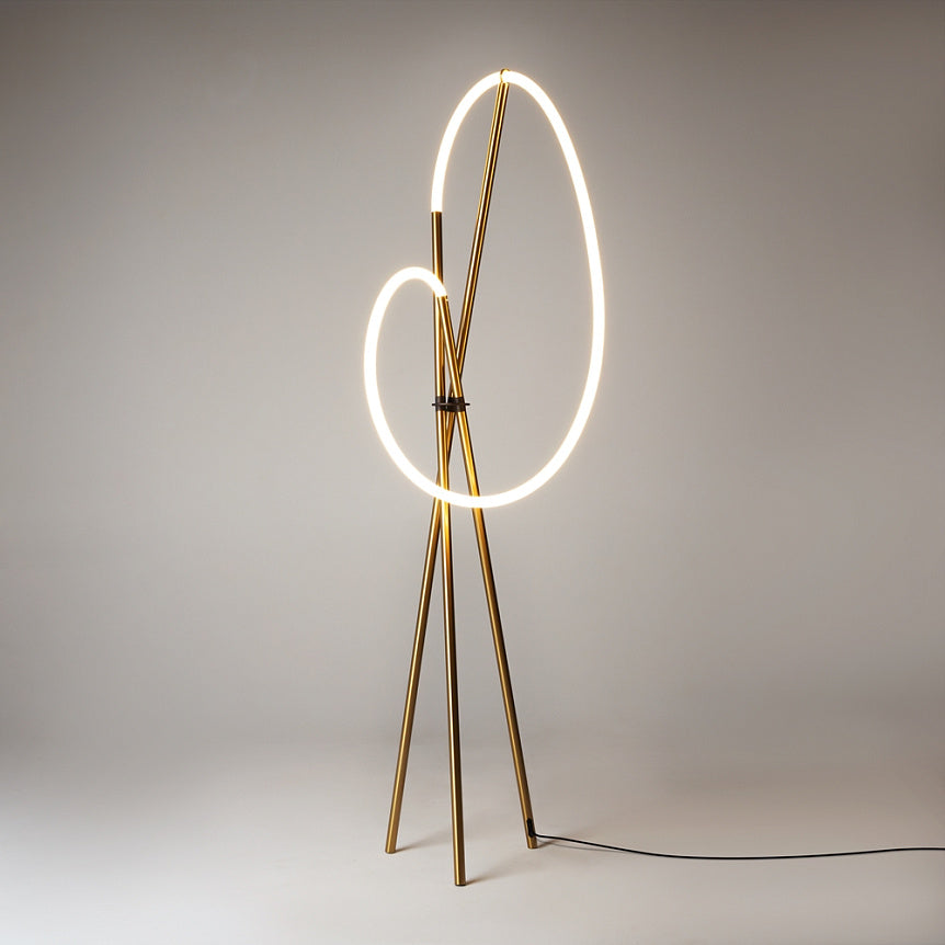 
Lampada da terra di design a LED "Crochet" - Oro