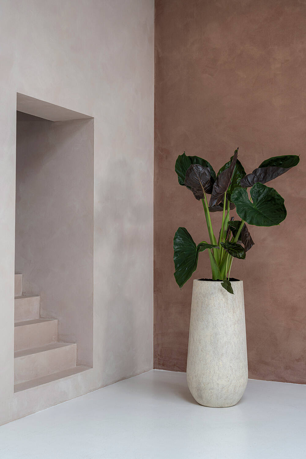 
High-quality indoor/outdoor planter "Mineral Nax" - 50 x 100 cm