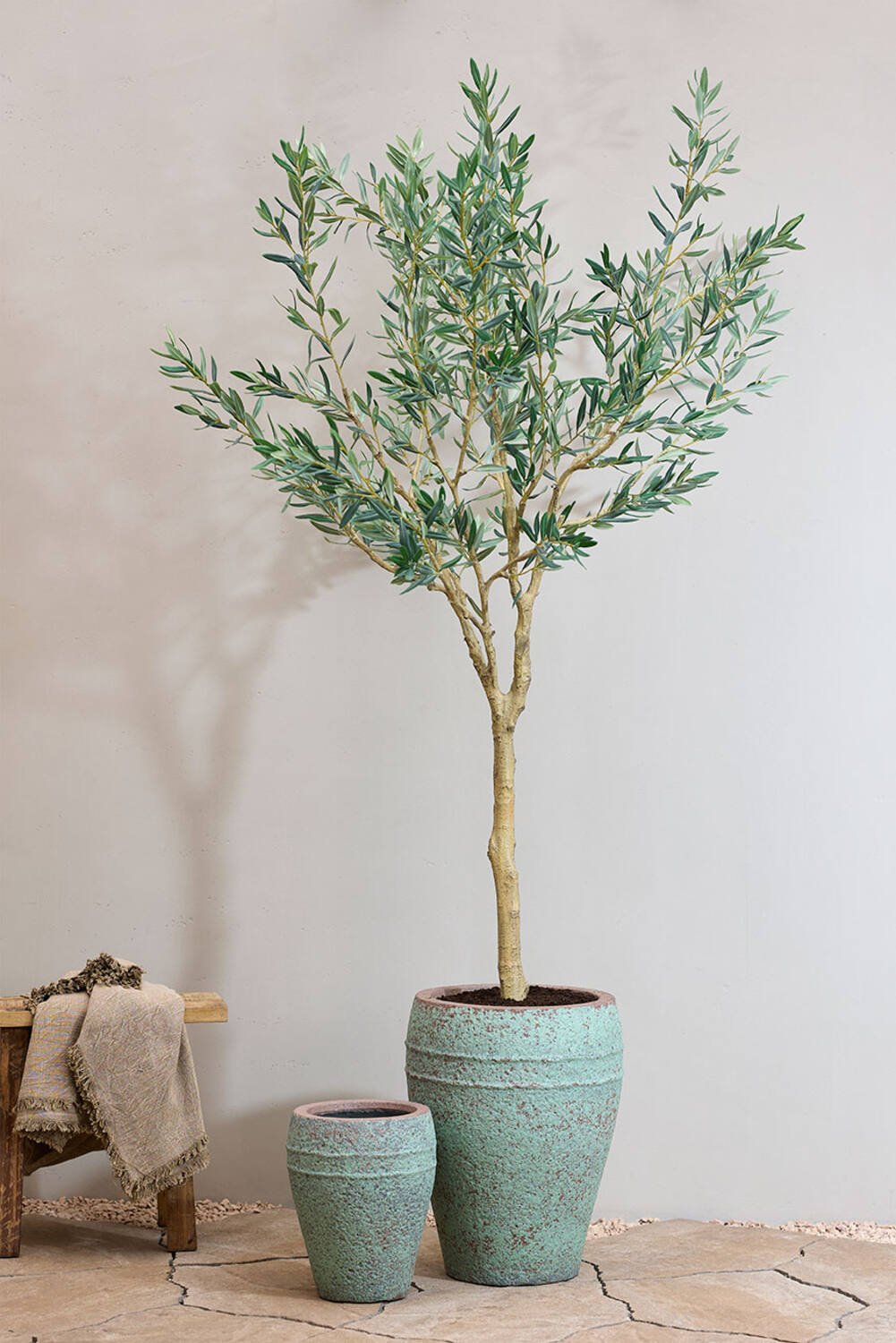 
High-quality indoor/outdoor planter "Mediterranean Artemis" - Rustic Green / Ø 40 x 50 cm