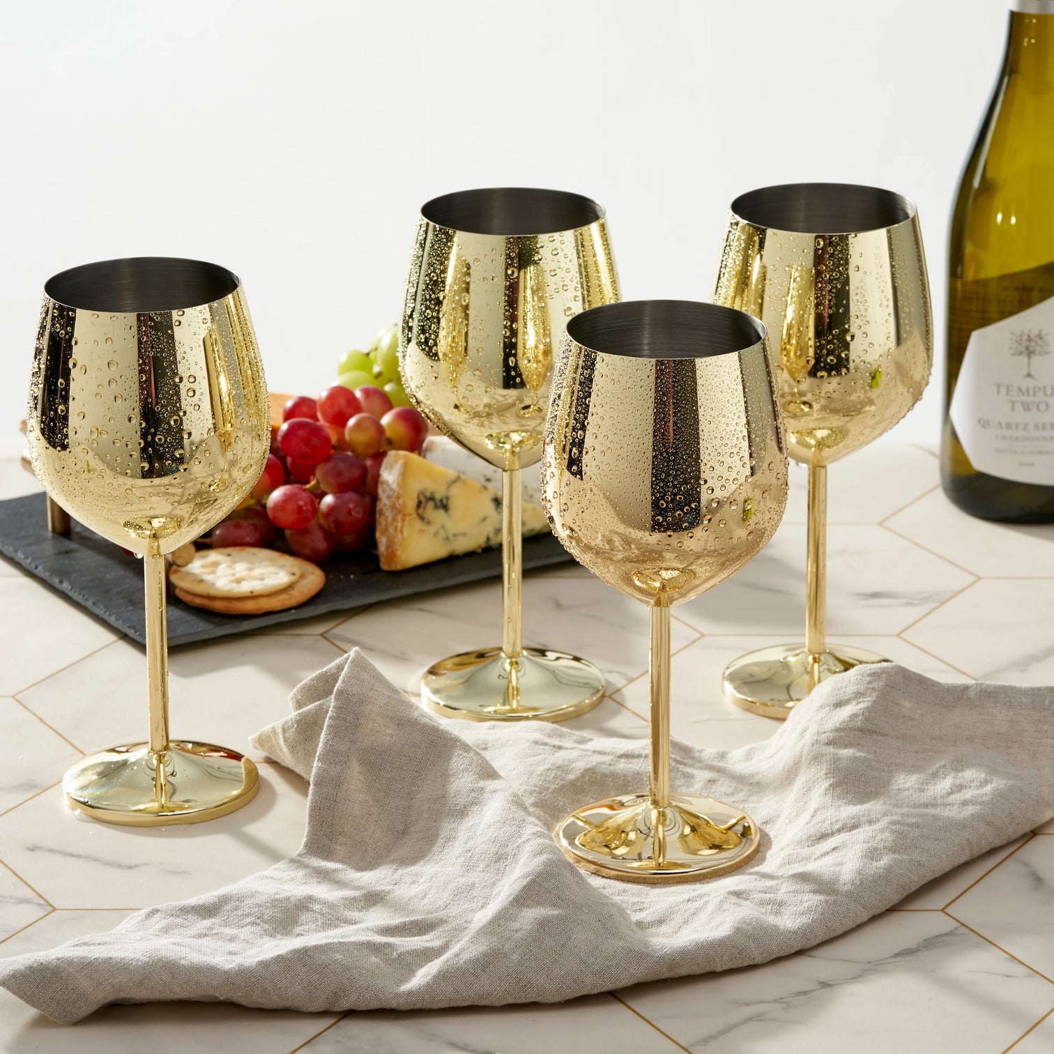 
4-piece set of unbreakable "Steel" stainless steel wine glasses, 500 ml - Shiny gold