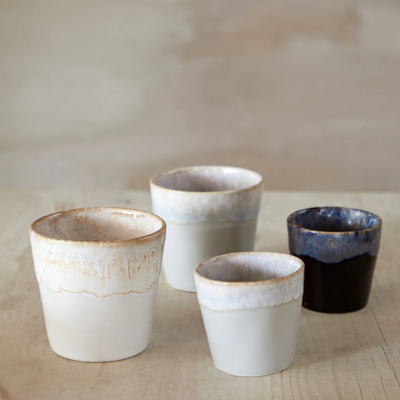 
Coffret de 12 tasses artisanales « Grespresso Espresso & Mocha » Gris