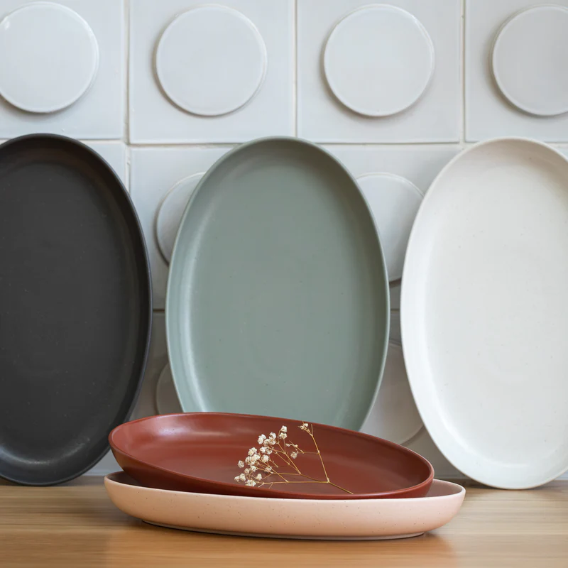 
Handcrafted Serving Platter "Pacifica" - Cayenne Red / Medium