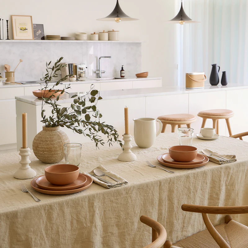 
Handmade dinner plate "Pacifica" - Terracotta