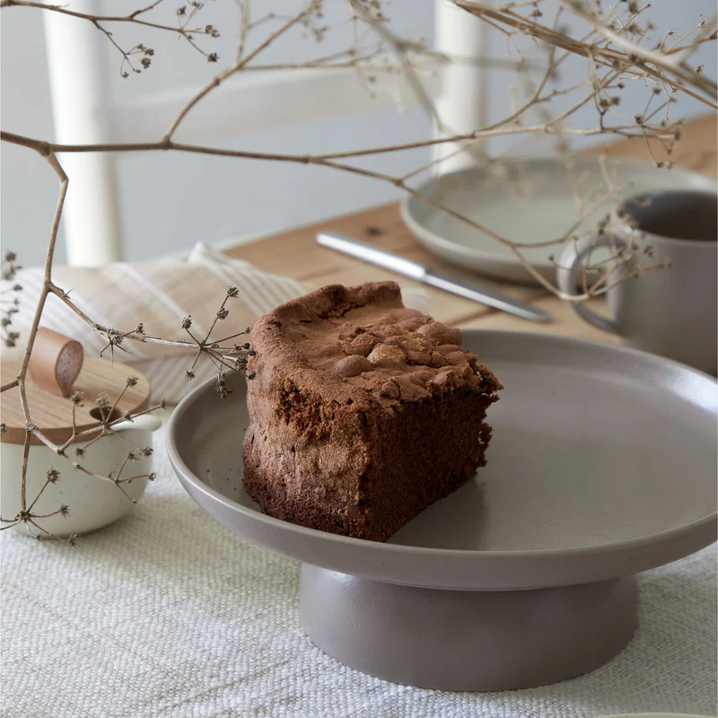 
Handmade Cake Stand "Pacifica" - Taupe