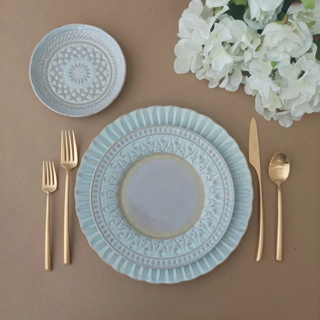
Assiette à pain artisanale « Cristal » - Bleu nacré