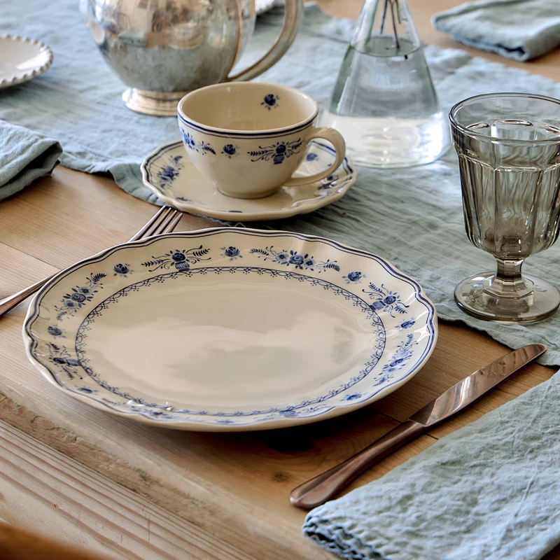 
Handmade Dinner Plate "Vila" - Beige & Blue