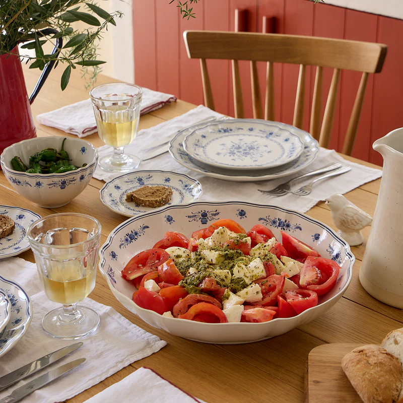 
Handmade Serving & Pasta Bowl "Vila" - White & Blue
