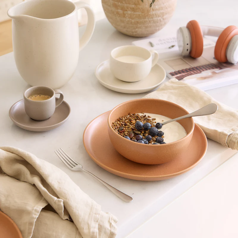 
Handcrafted "Pacifica" Tea & Coffee Mug with Saucer - Vanilla