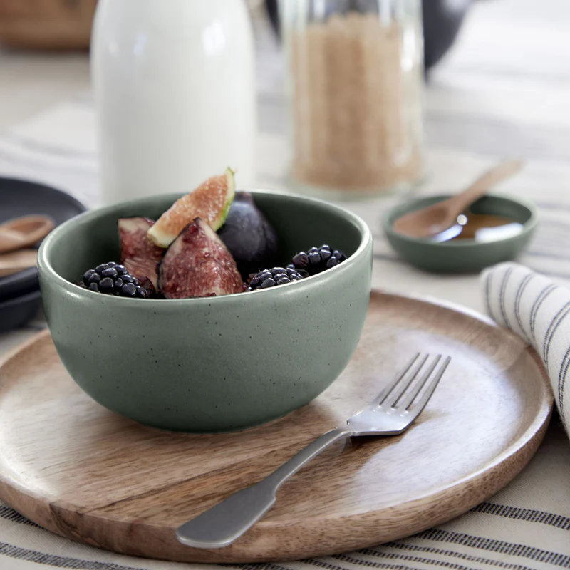
Handcrafted Fruit Bowl "Pacifica" - Artichoke Green