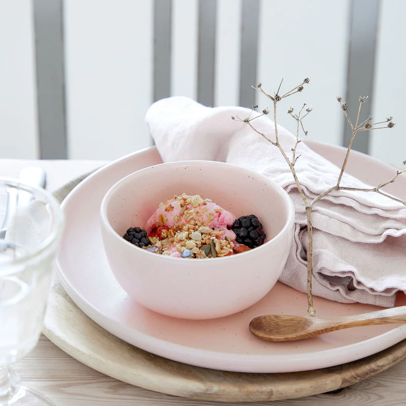 
Handcrafted Fruit Bowl "Pacifica" - Marshmallow Pink