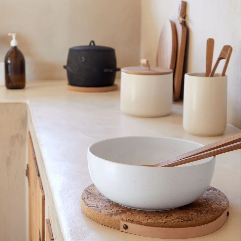 
Handmade Serving Bowl "Pacifica" - Salt / Medium