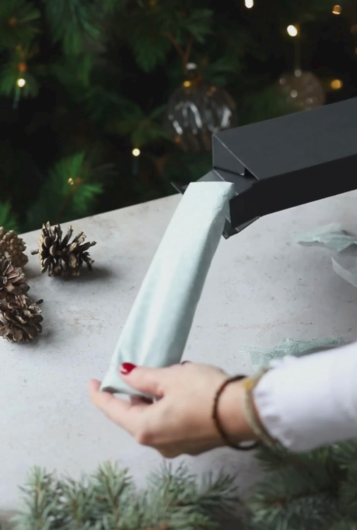 Load video: VIDEO for product variant SKU GOA-SILVER-BLACK-30-Teilig